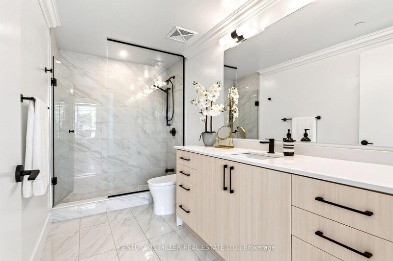 2450 Old Bronte Oakville,ON L6M 5P6 — Photo 16