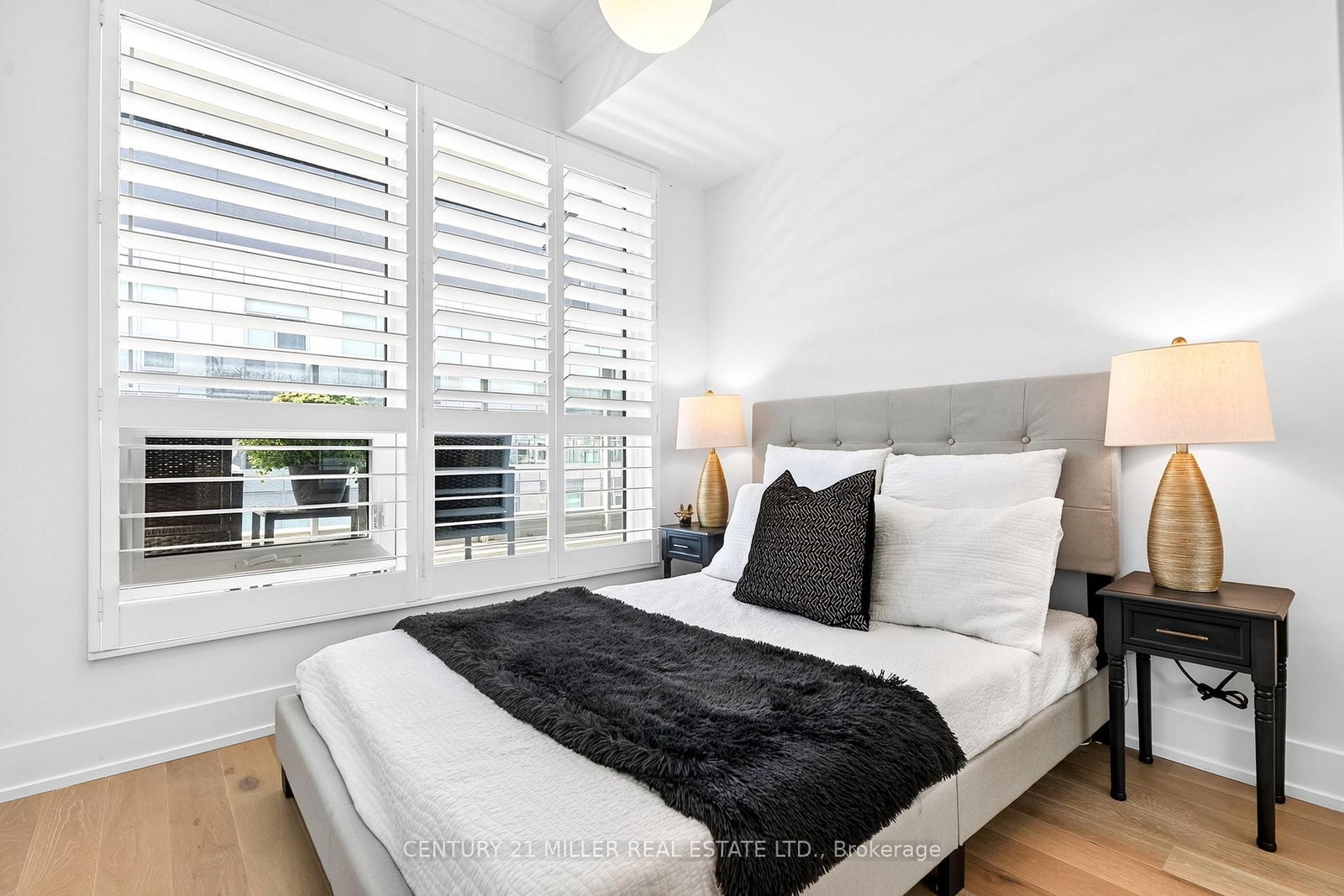 2450 Old Bronte Road • #702 • Oakville, ON photo 18