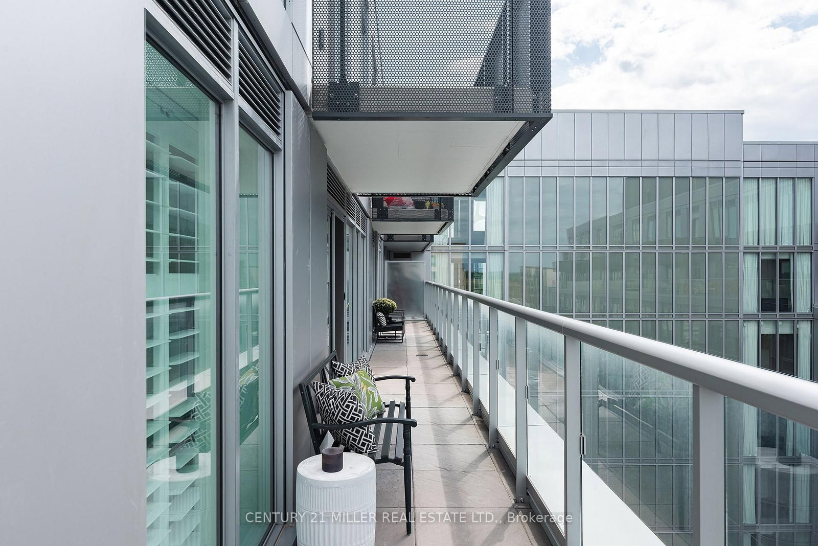 2450 Old Bronte Road • #702 • Oakville, ON photo 24