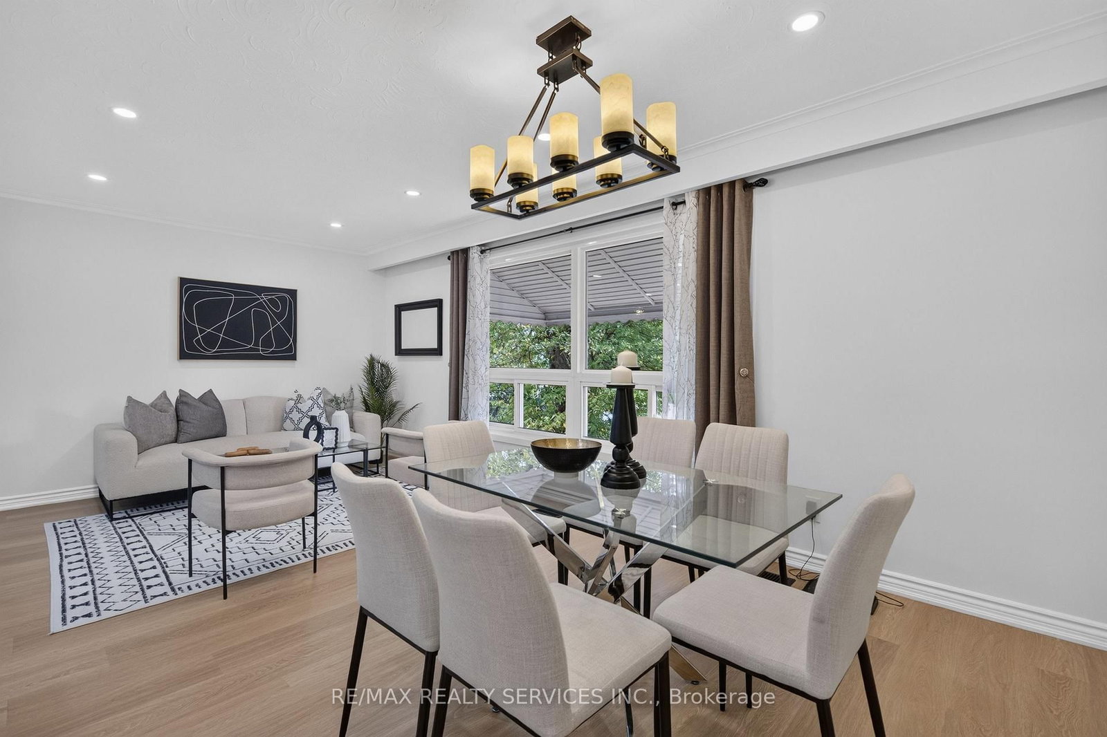 8 Leneck Avenue • Brampton, ON photo 10