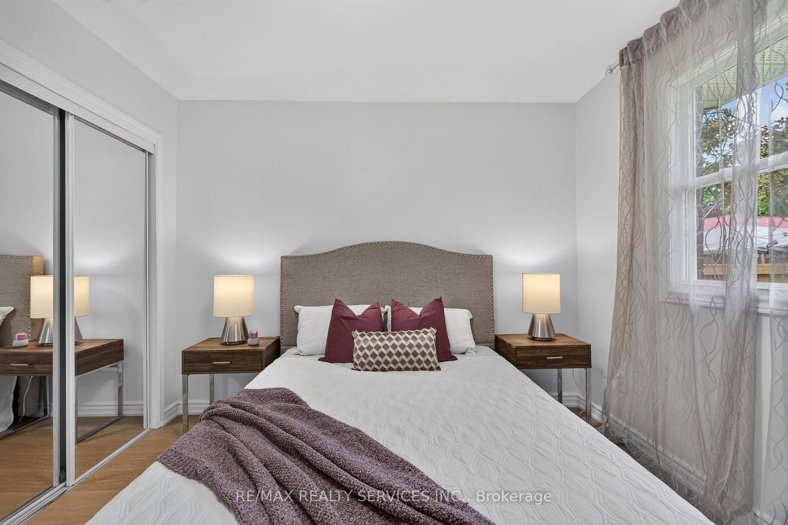 8 Leneck Avenue • Brampton, ON photo 20