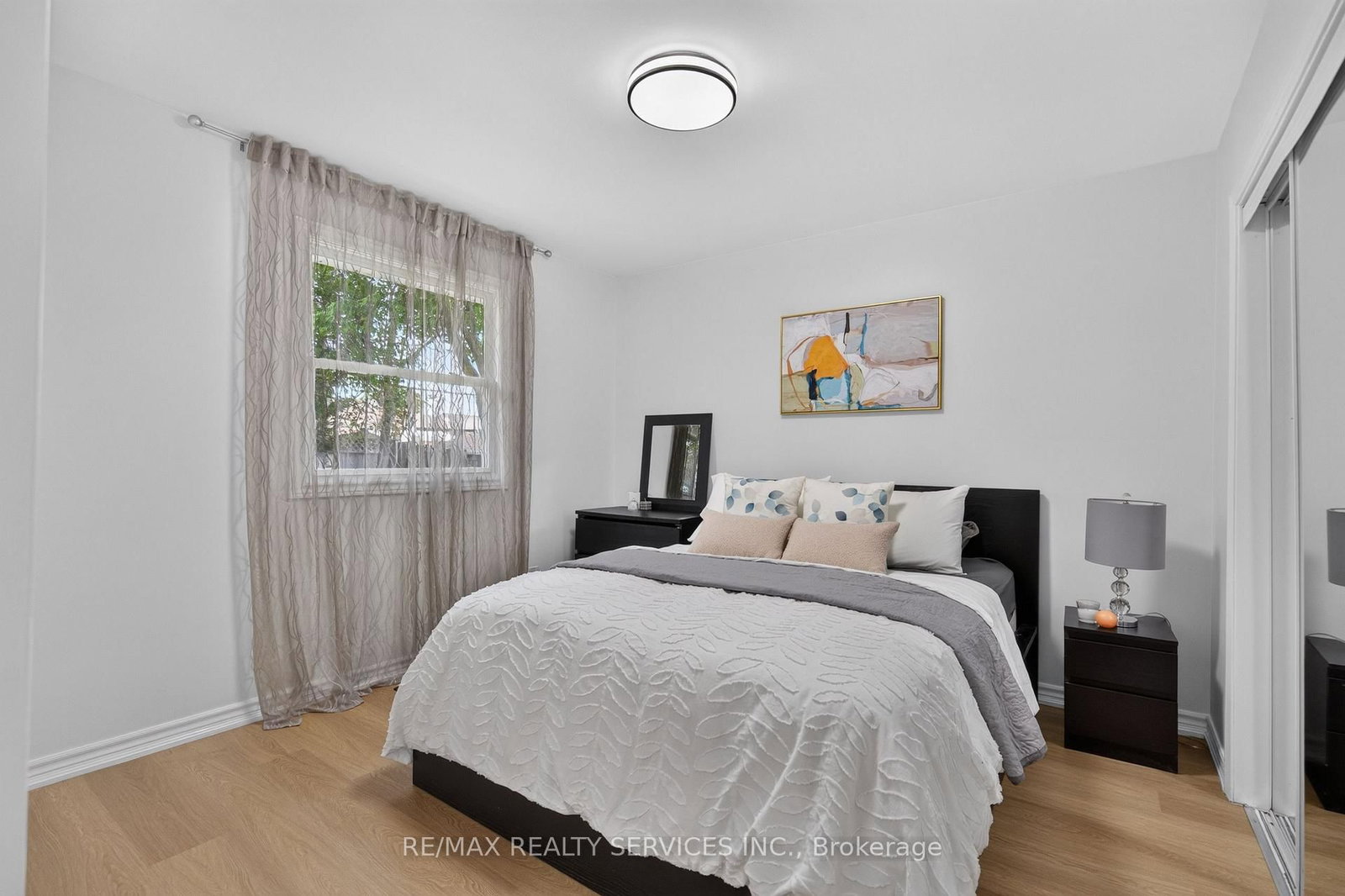 8 Leneck Avenue • Brampton, ON photo 22