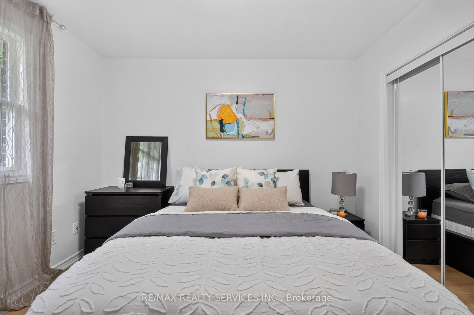 8 Leneck Avenue • Brampton, ON photo 23
