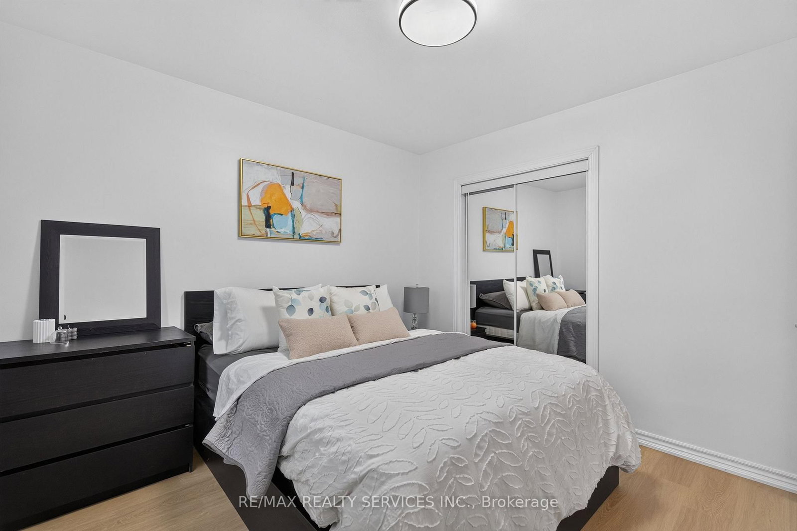 8 Leneck Avenue • Brampton, ON photo 24
