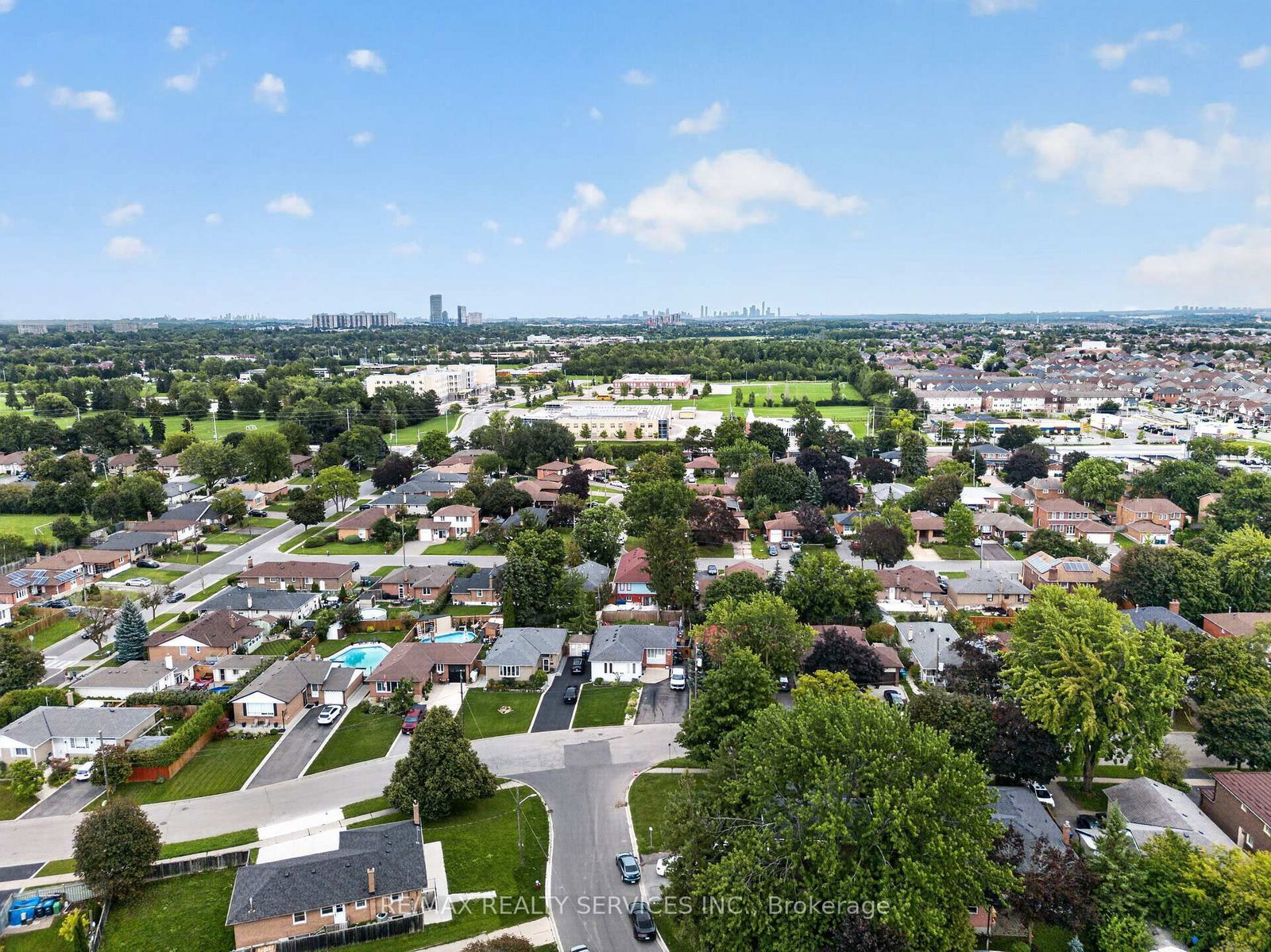 8 Leneck Avenue • Brampton, ON photo 48