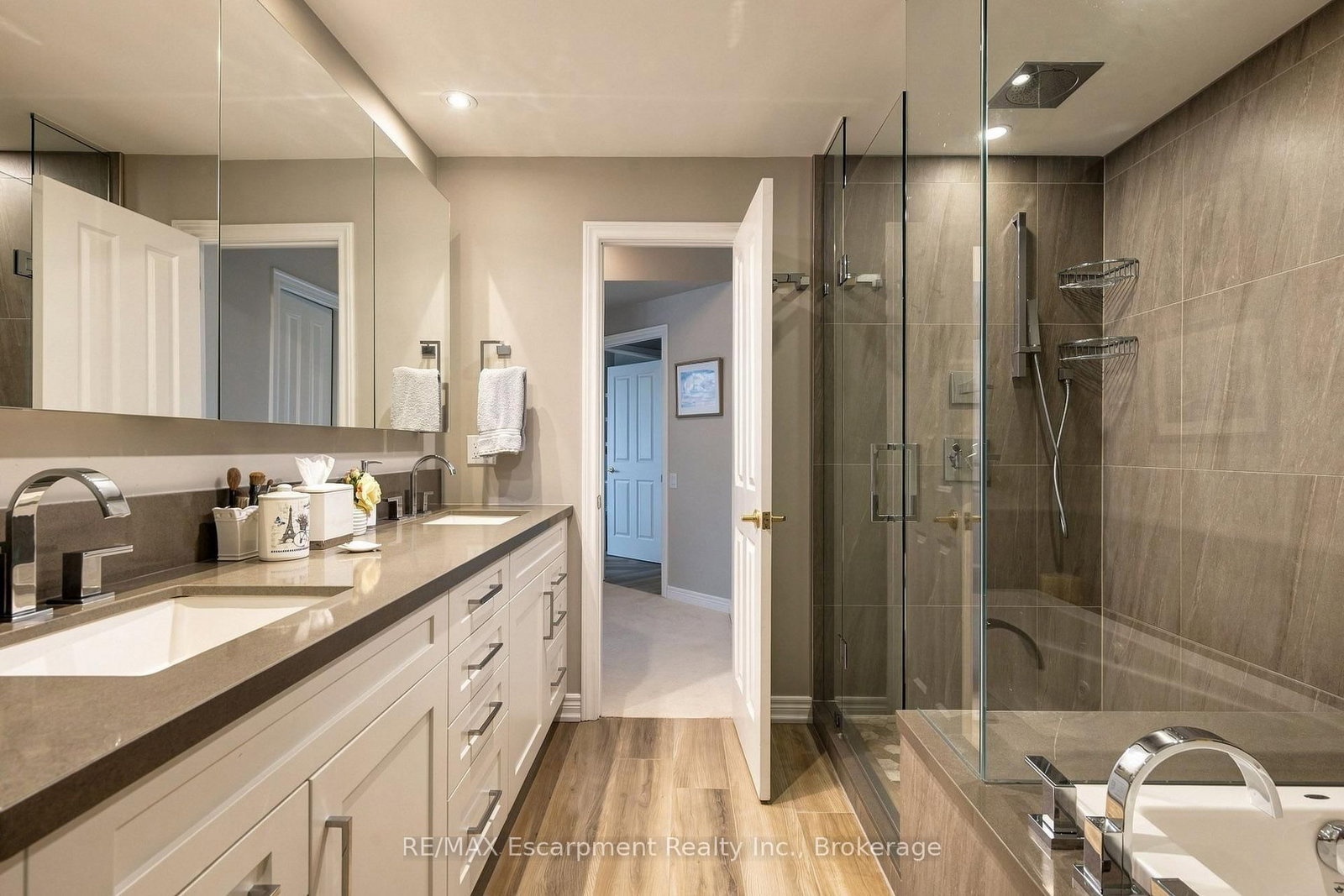 60 Old Mill Road • #PH1 • Oakville, ON photo 19