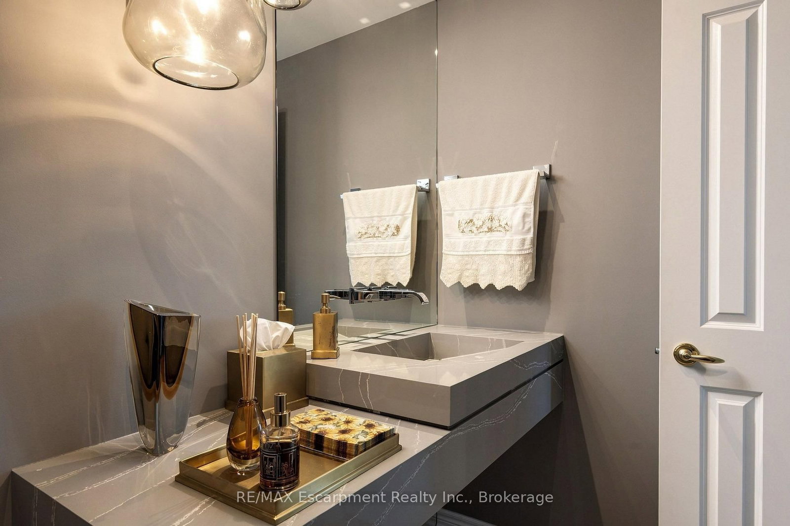 60 Old Mill Road • #PH1 • Oakville, ON photo 24