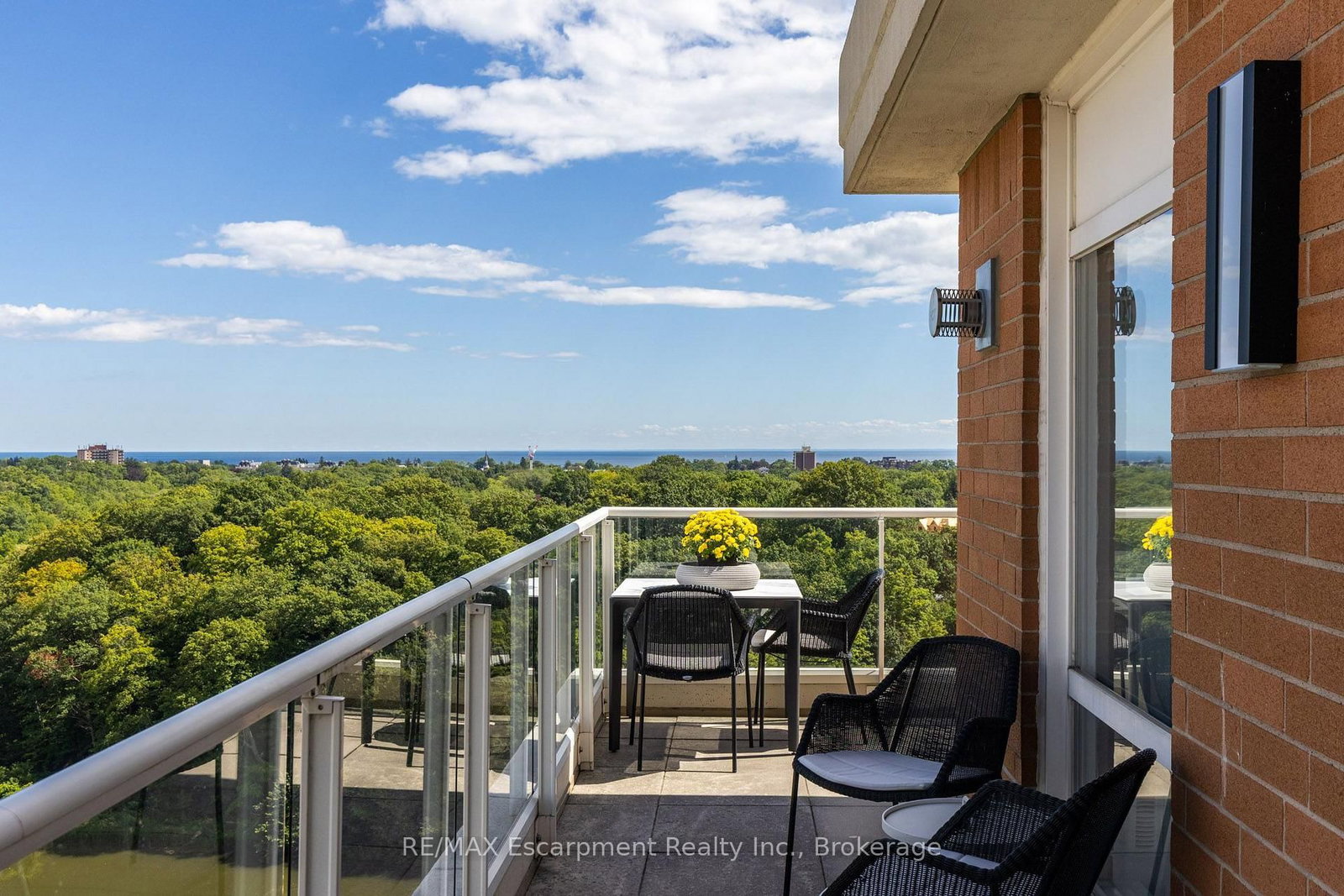 60 Old Mill Road • #PH1 • Oakville, ON photo 25