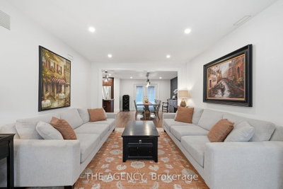 42 Berl Avenue • Toronto, ON photo 4