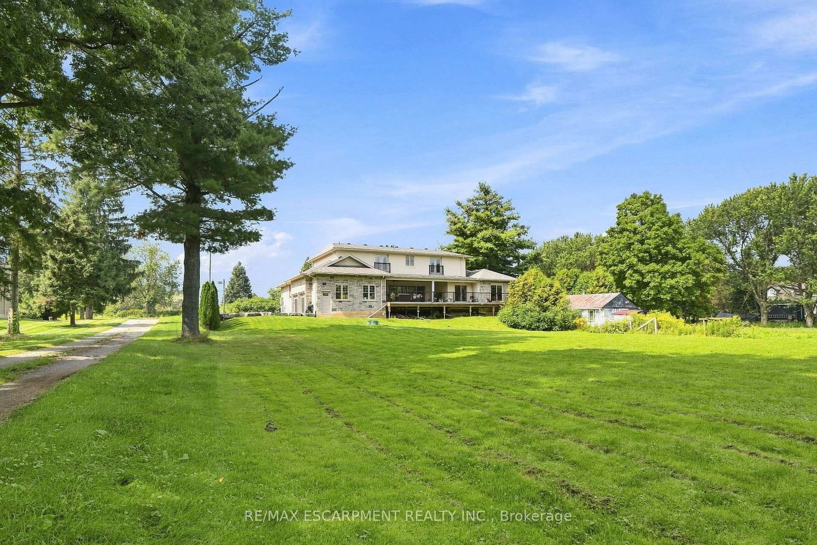 1354 No 1 Side Road • Burlington, ON photo 48