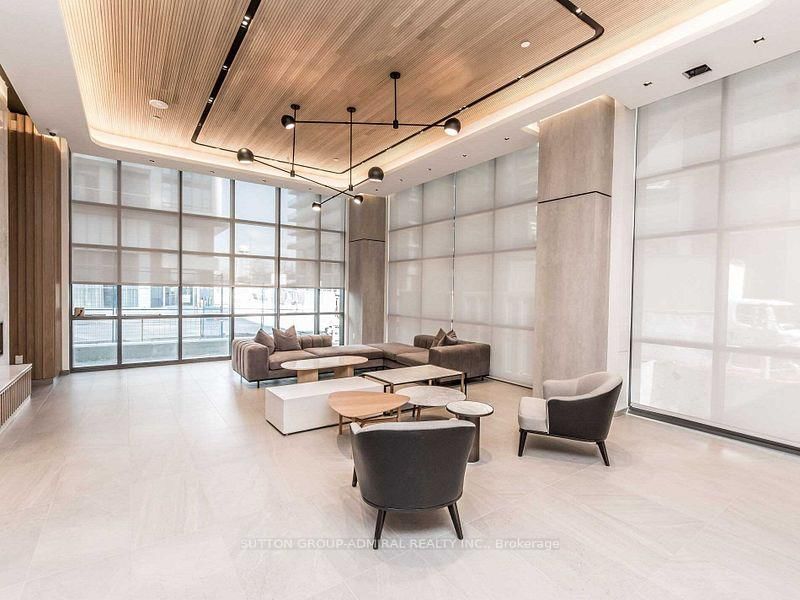 202 - 65 Annie Craig Drive