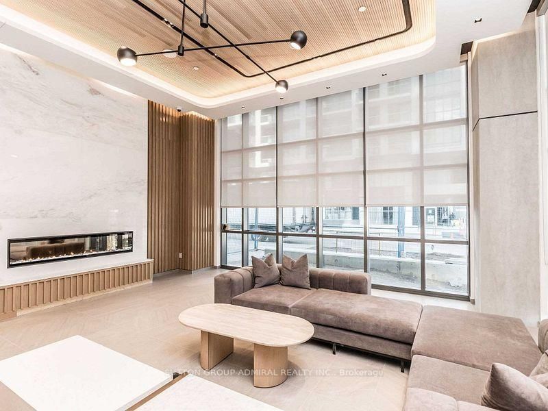 202 - 65 Annie Craig Drive