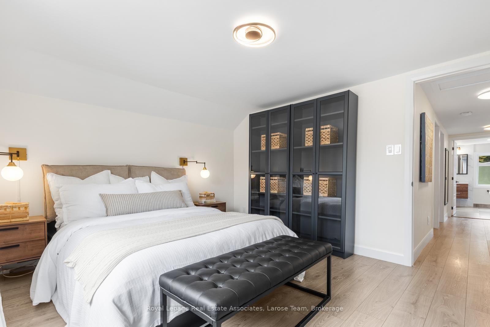 28 Thirtieth Street • Toronto, ON photo 21
