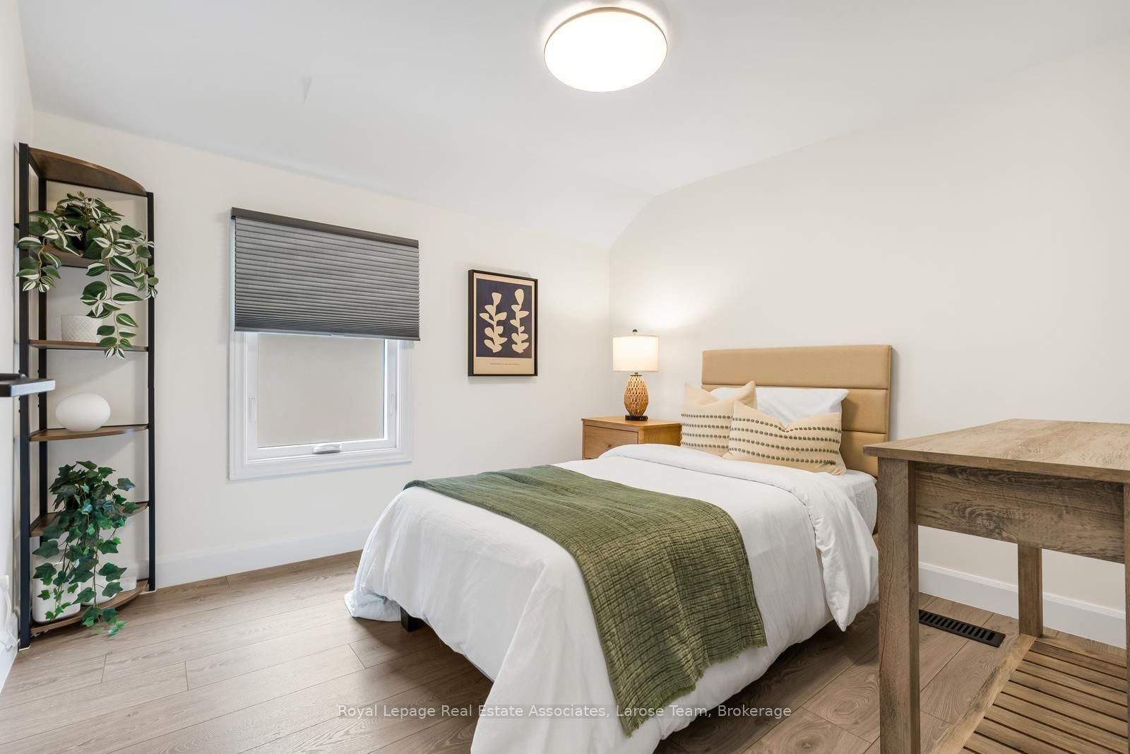 28 Thirtieth Street • Toronto, ON photo 28