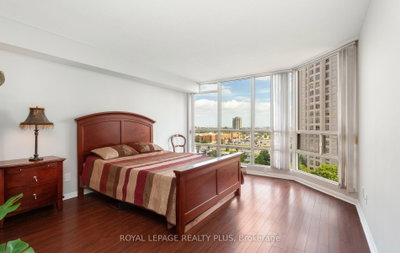 45 Kingsbridge Garden Mississauga,ON L5R 3K4 — Photo 19
