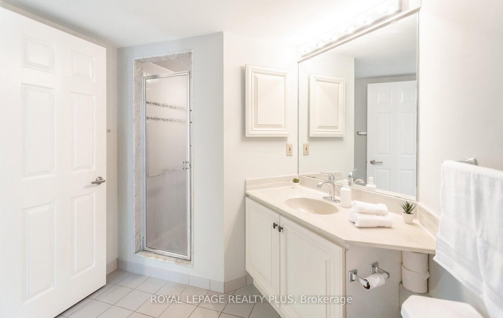 45 Kingsbridge Garden Circle • #808 • Mississauga, ON photo 22