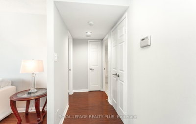 45 Kingsbridge Garden Mississauga,ON L5R 3K4 — Photo 24