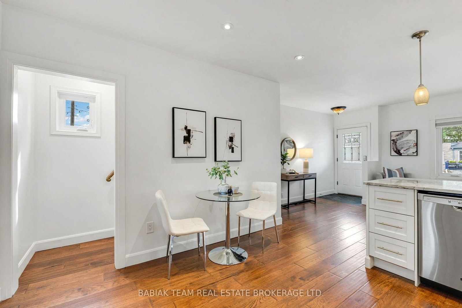 57 Avon Avenue • Toronto, ON photo 14