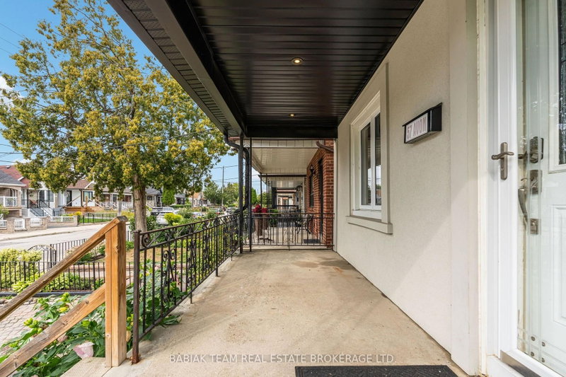 57 Avon Avenue