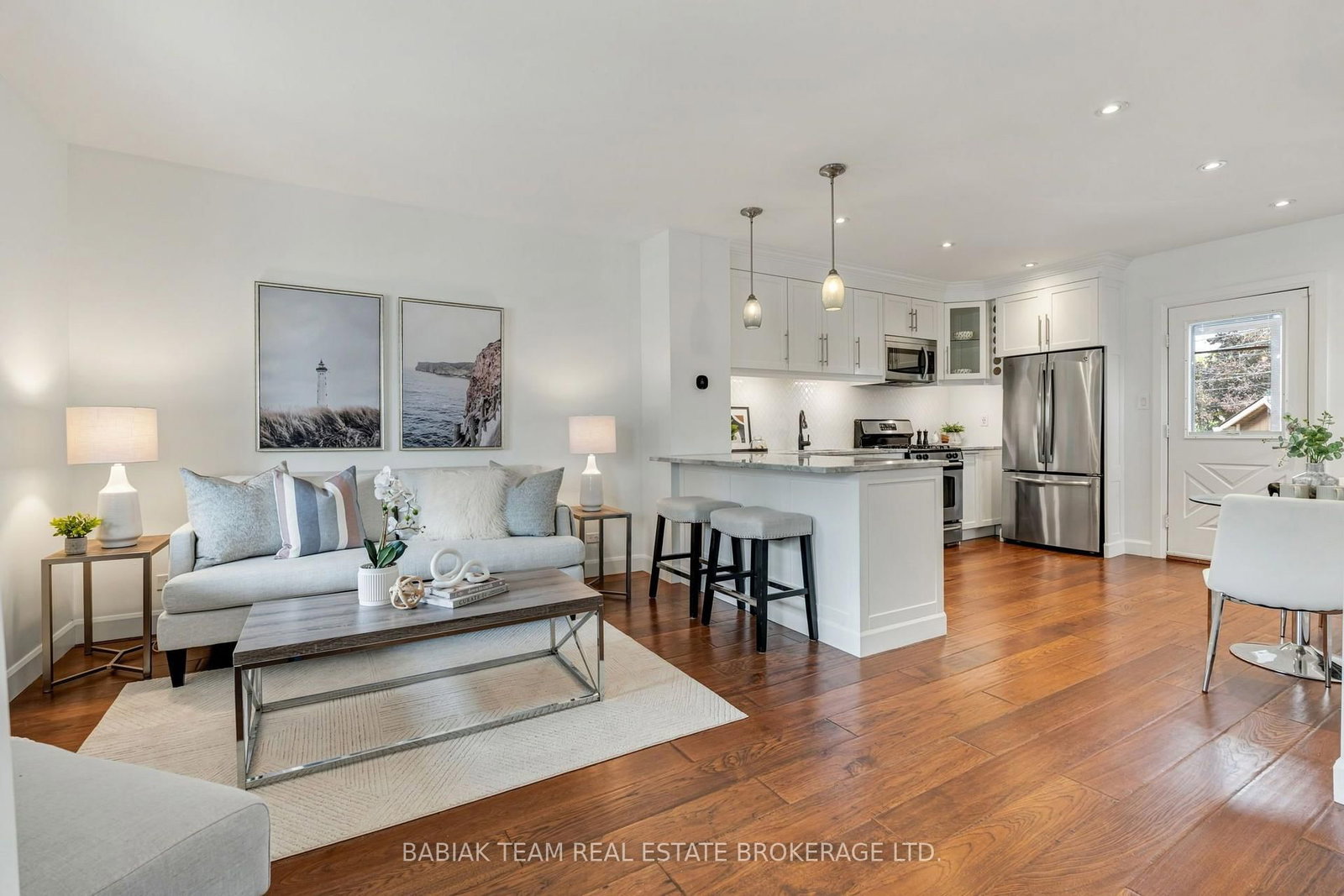 57 Avon Avenue • Toronto, ON photo 5