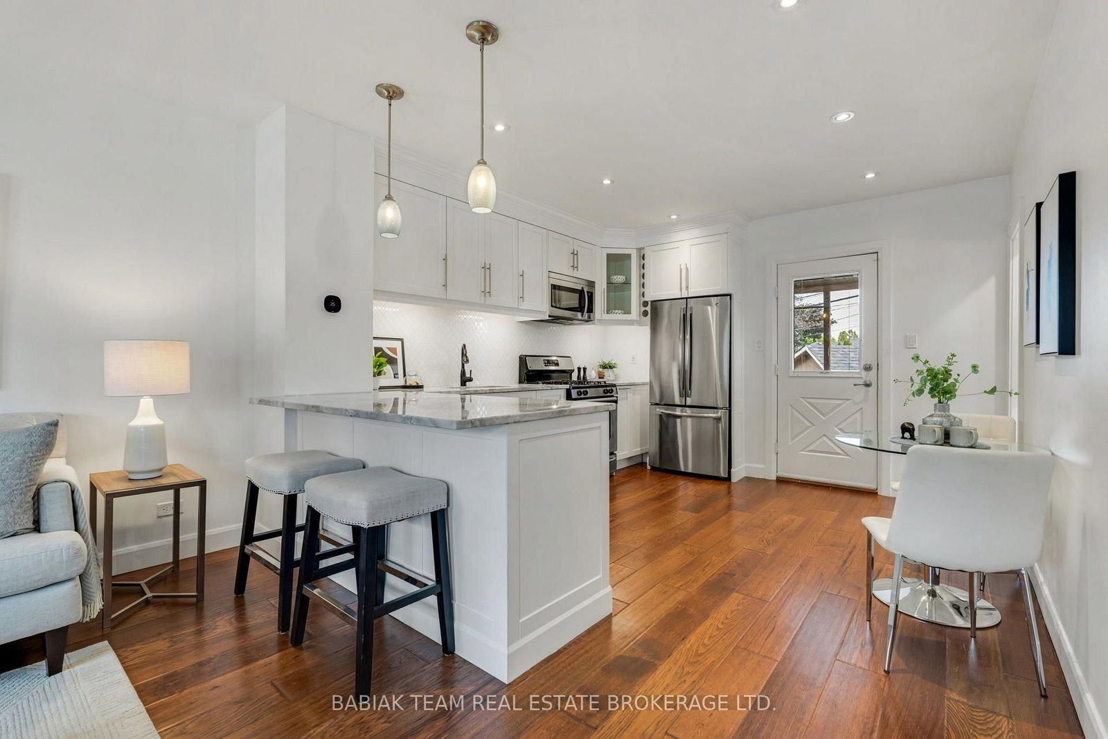 57 Avon Avenue • Toronto, ON photo 9