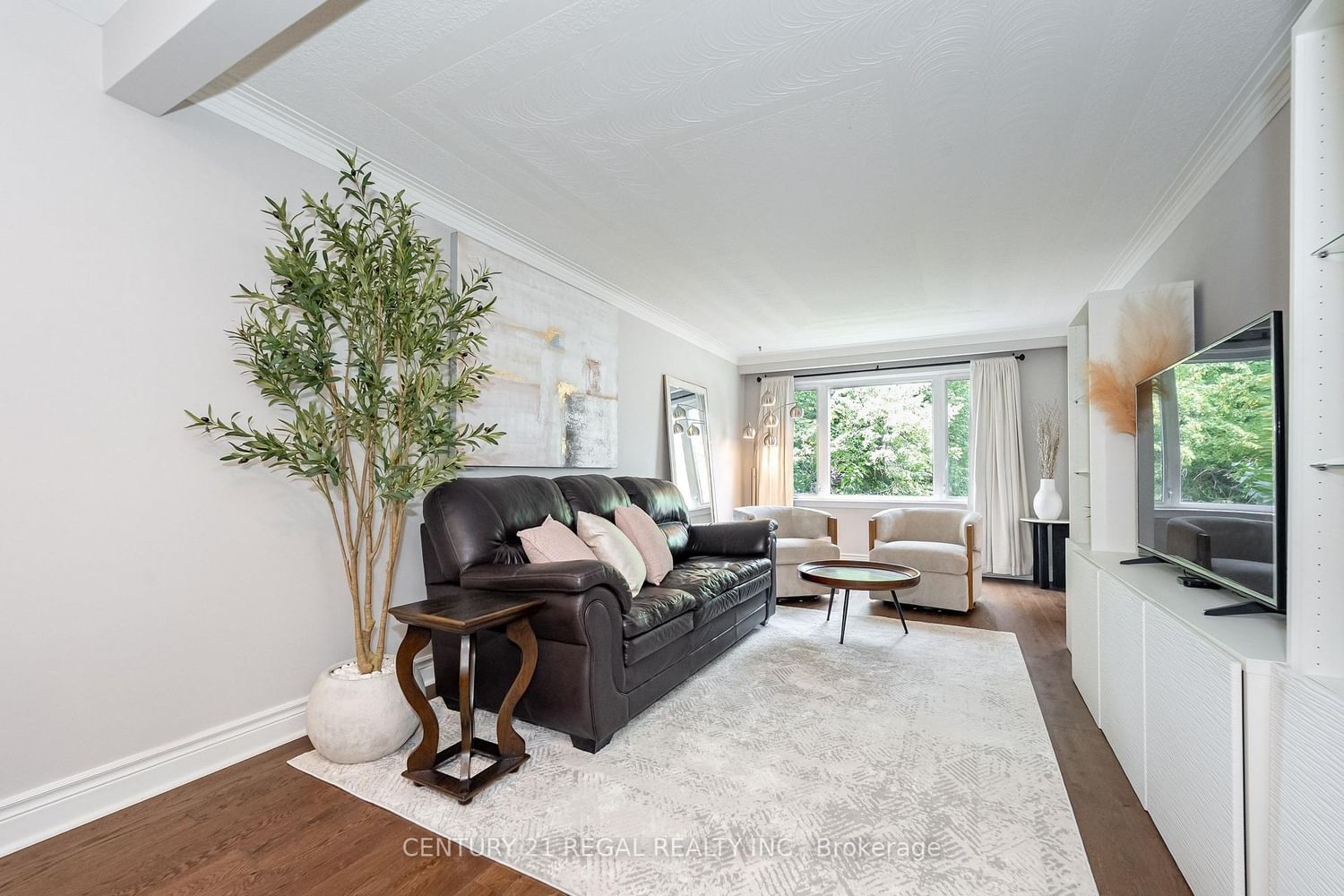 21 Burlingame Road • Toronto, ON photo 10