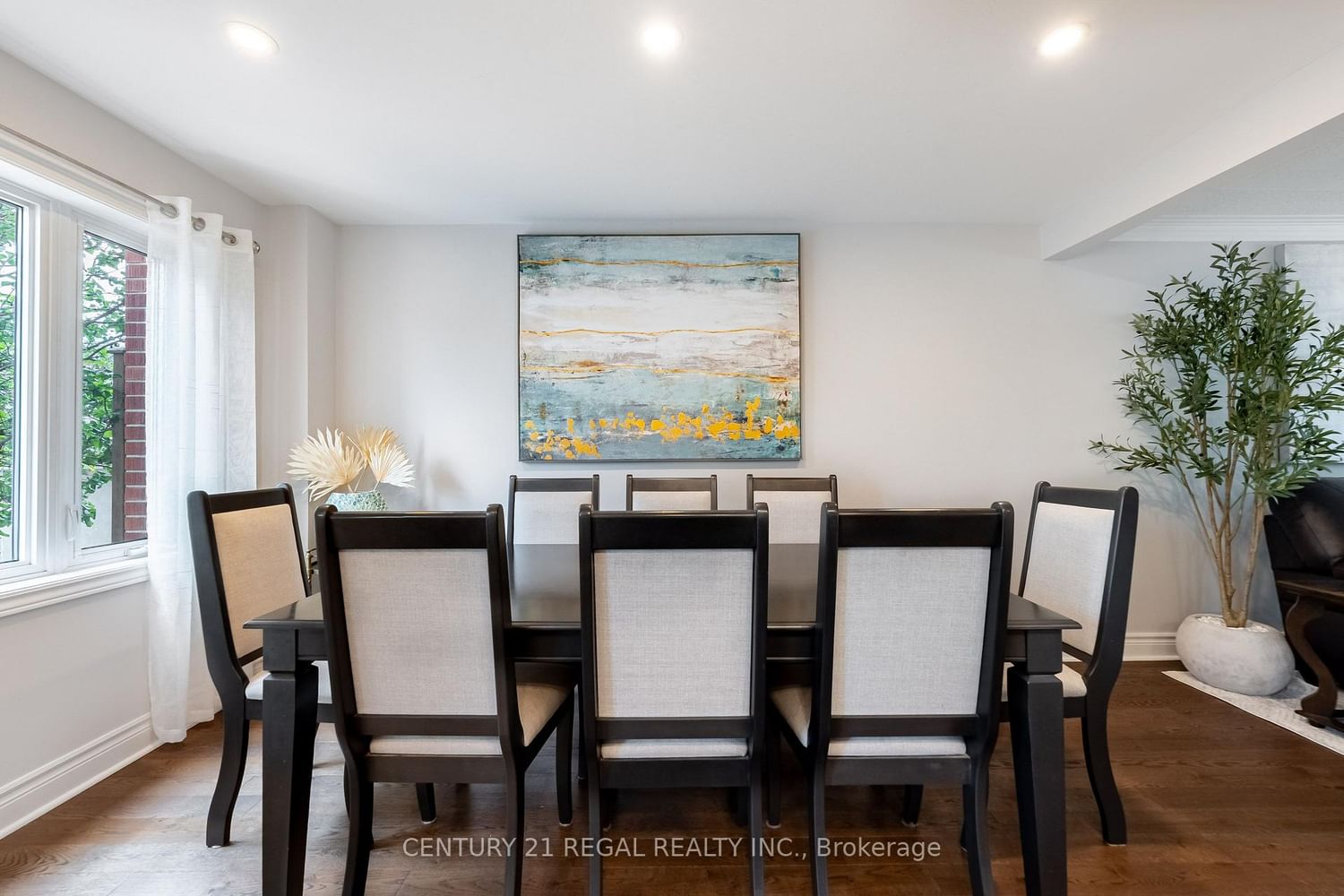 21 Burlingame Road • Toronto, ON photo 17