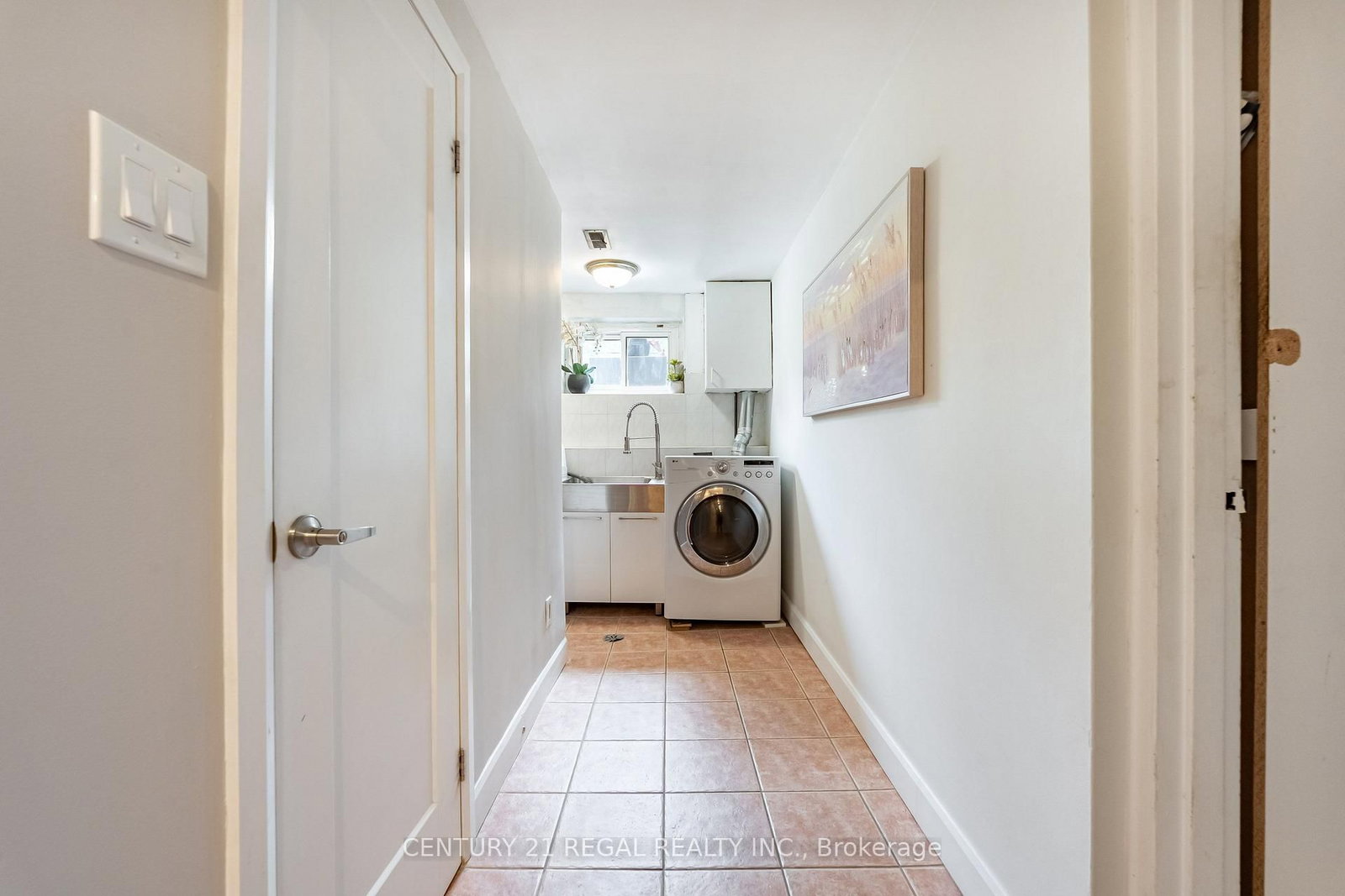 21 Burlingame Road • Toronto, ON photo 33