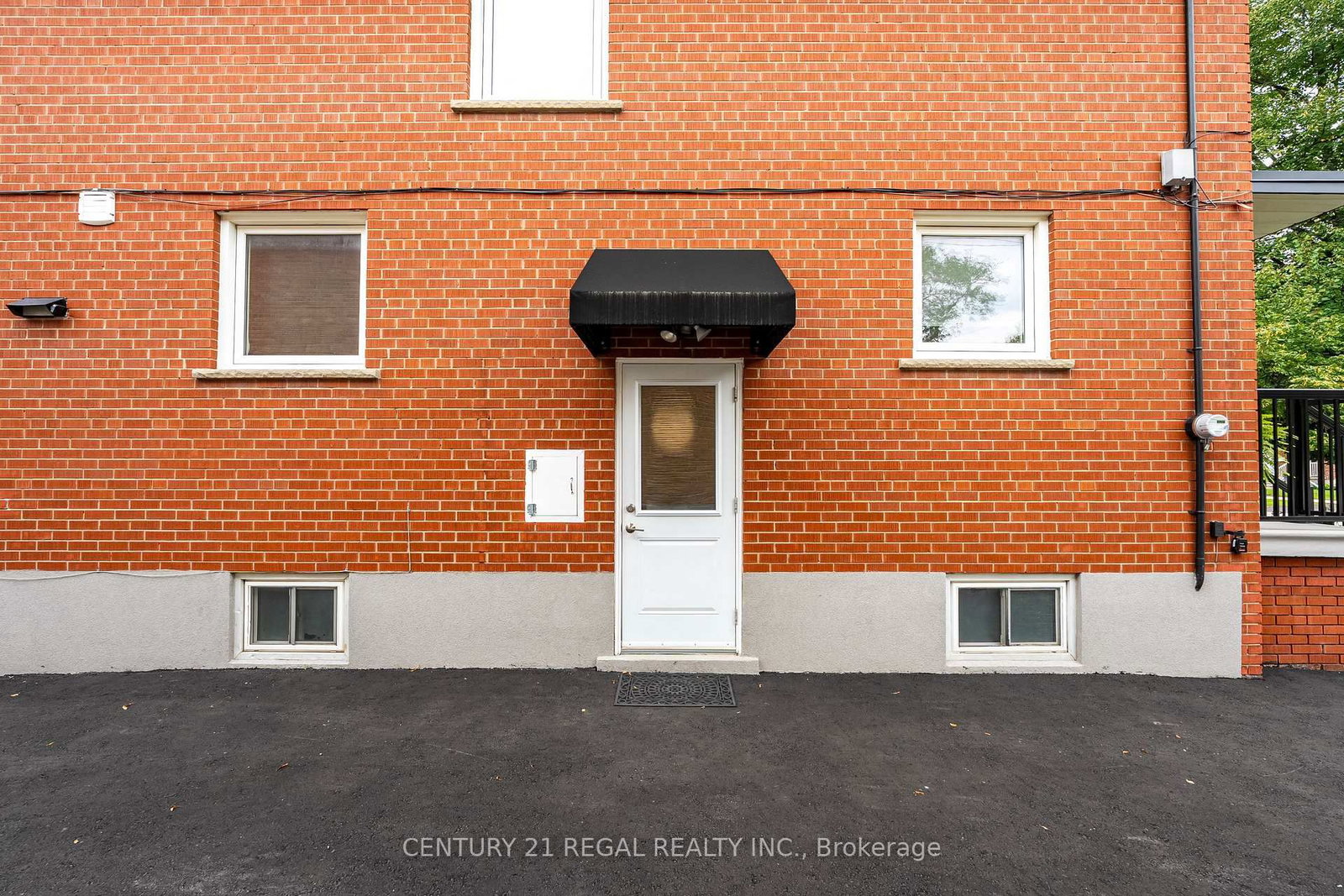 21 Burlingame Road • Toronto, ON photo 39