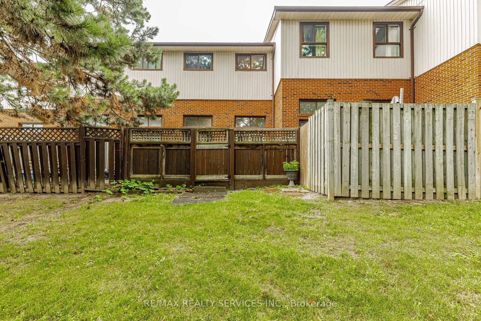 47 Dawson Crescent • Brampton, ON photo 32