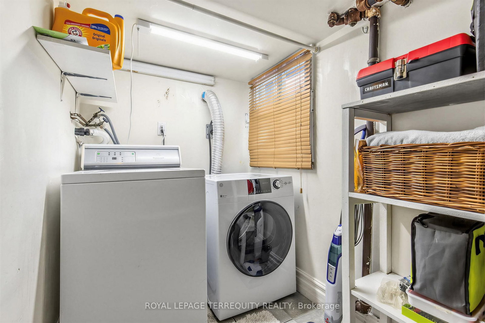 211 Blackthorn Avenue • Toronto, ON photo 24