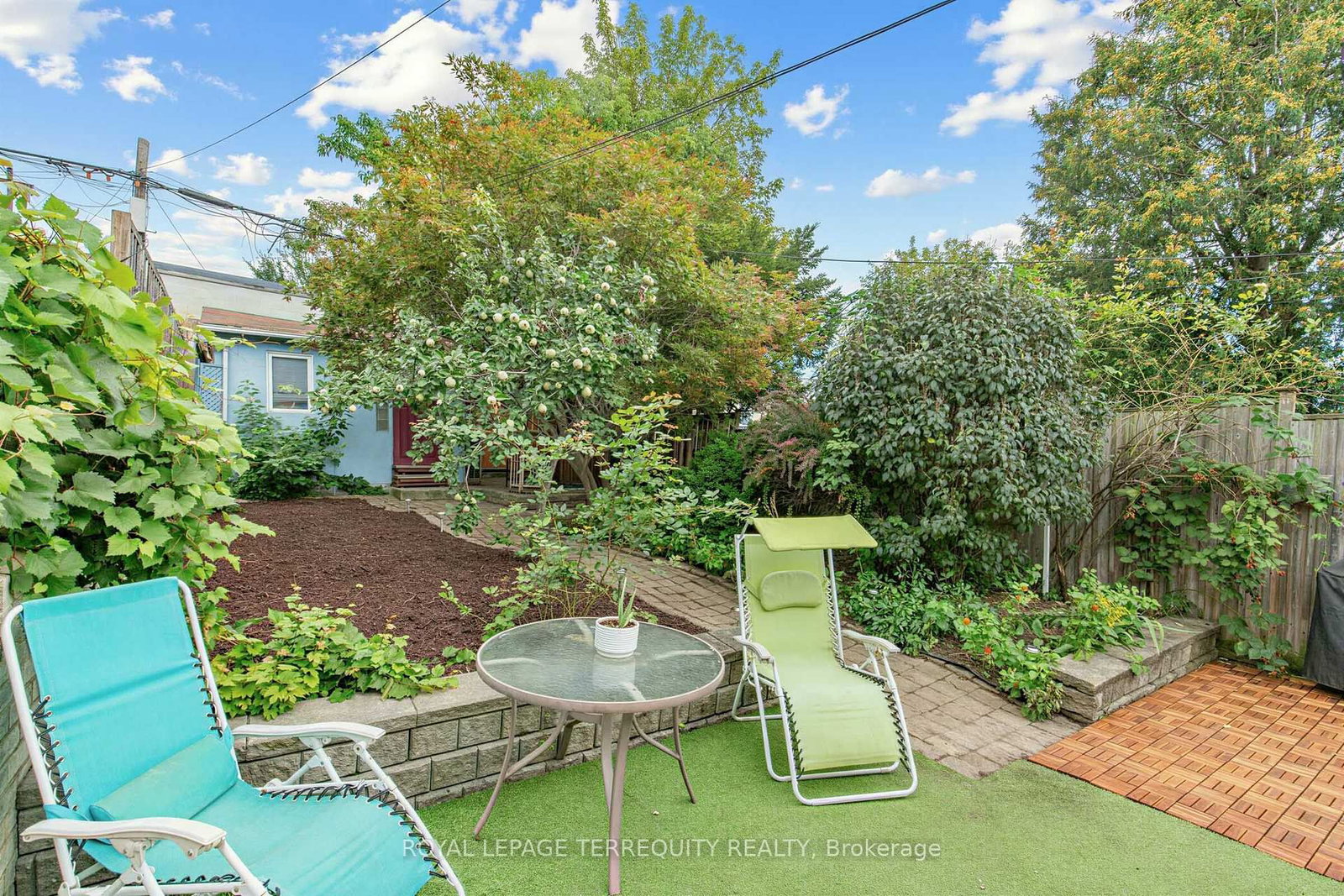 211 Blackthorn Avenue • Toronto, ON photo 30