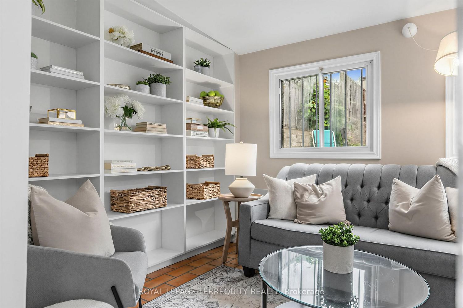 211 Blackthorn Avenue • Toronto, ON photo 8