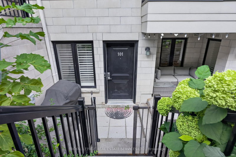 101 - 30 Carnation Avenue
