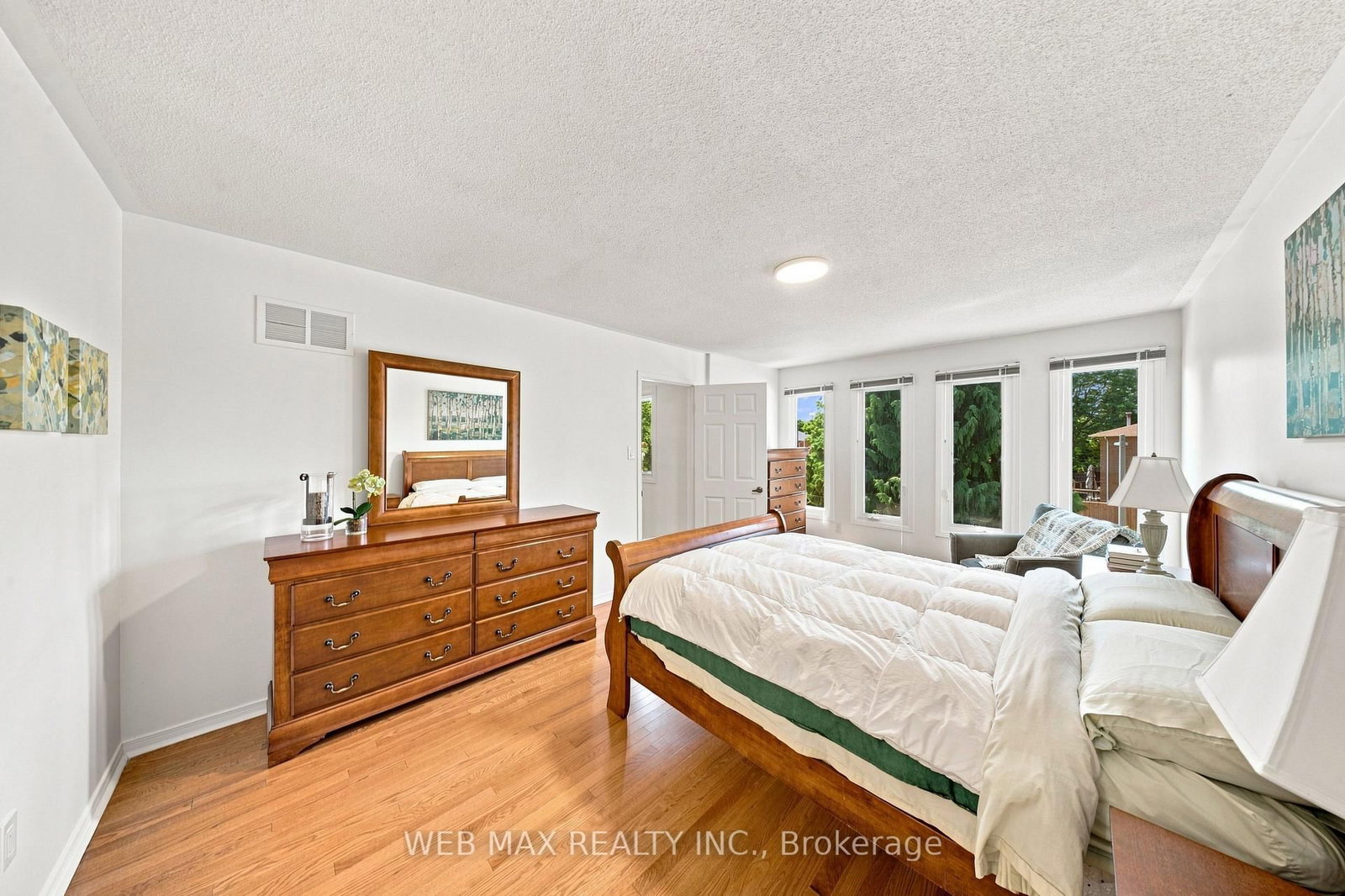 2272 Shipwright Road • Oakville, ON photo 28