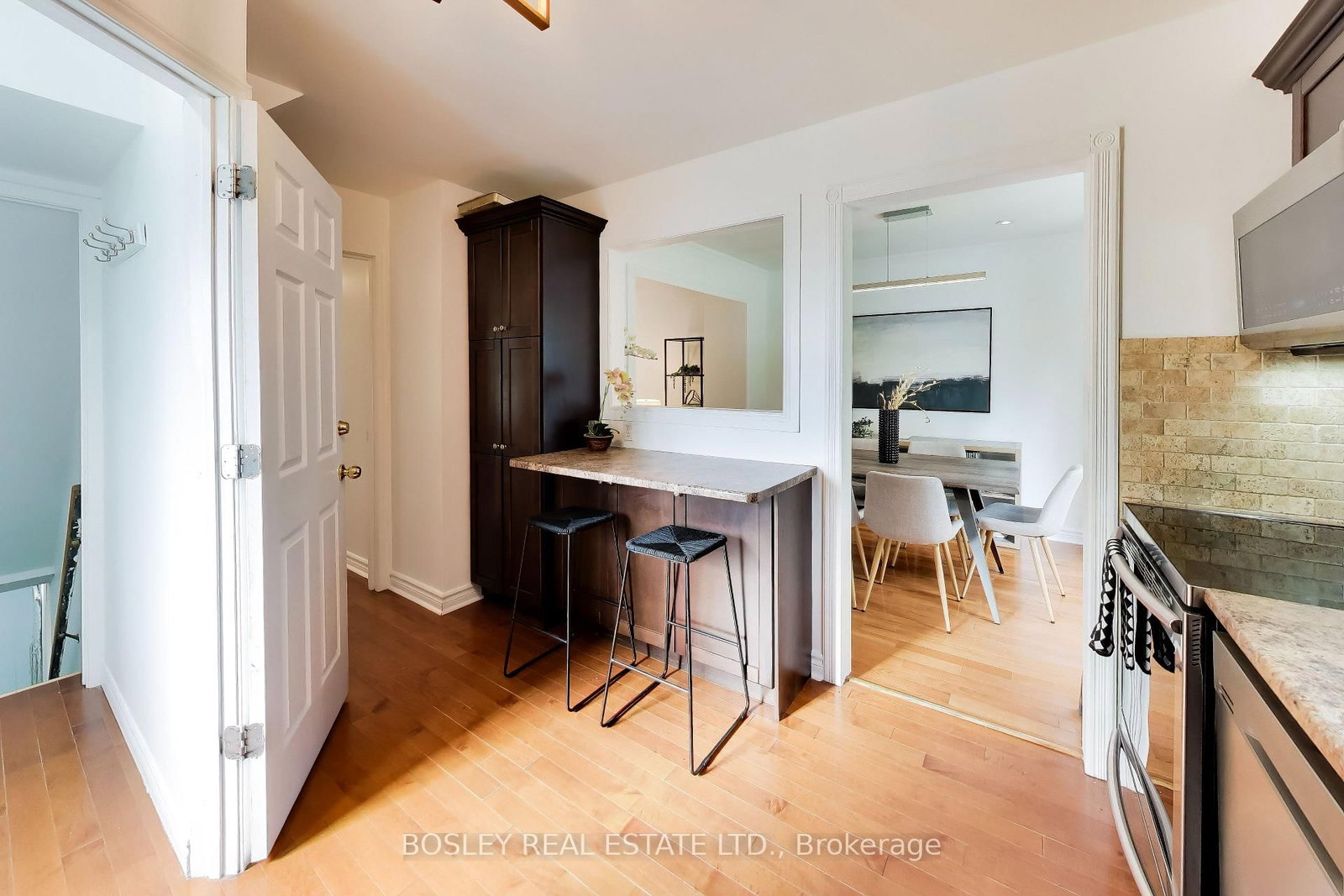 4269 Taffey Crescent • Mississauga, ON photo 12