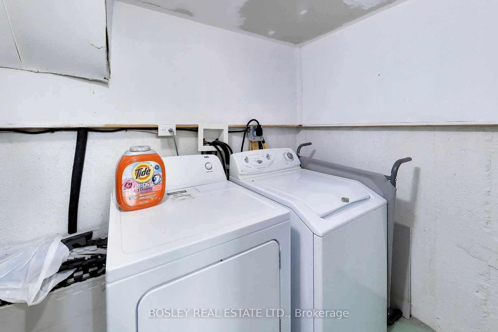 4269 Taffey Crescent • Mississauga, ON photo 32