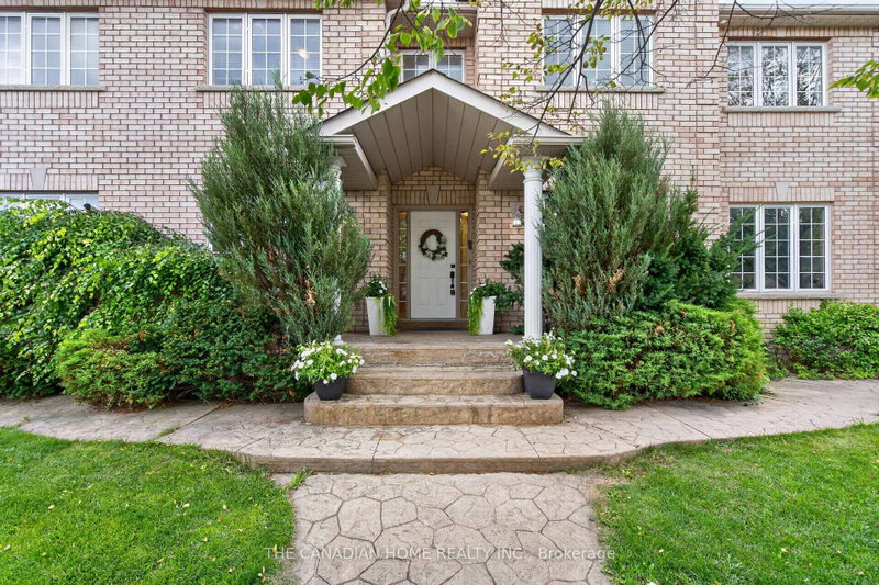 63 Humbershed Crescent
