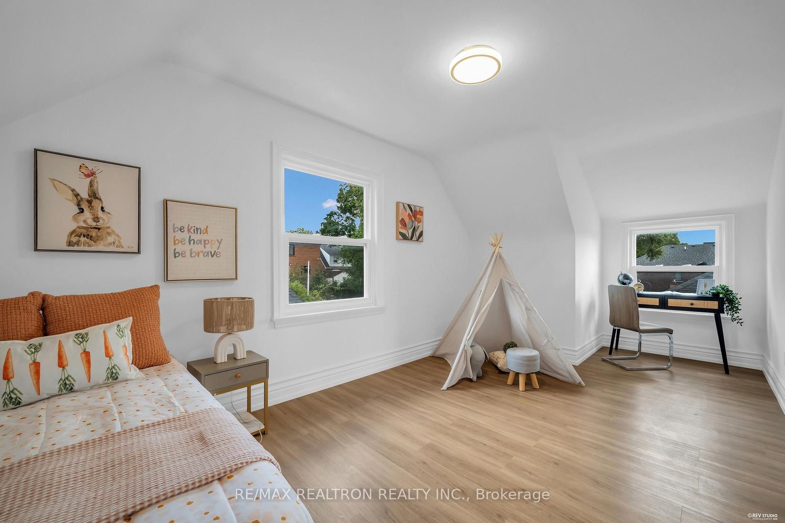 11 Harrow Drive • Toronto, ON photo 23