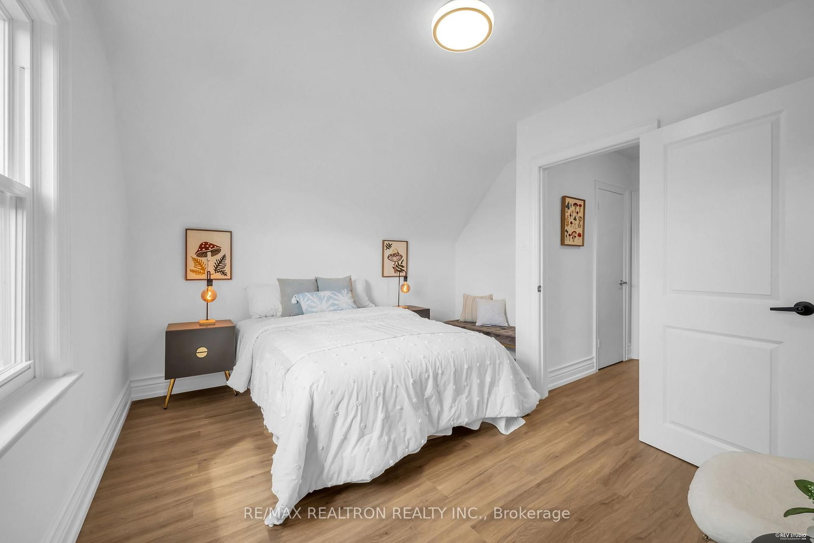 11 Harrow Drive • Toronto, ON photo 28