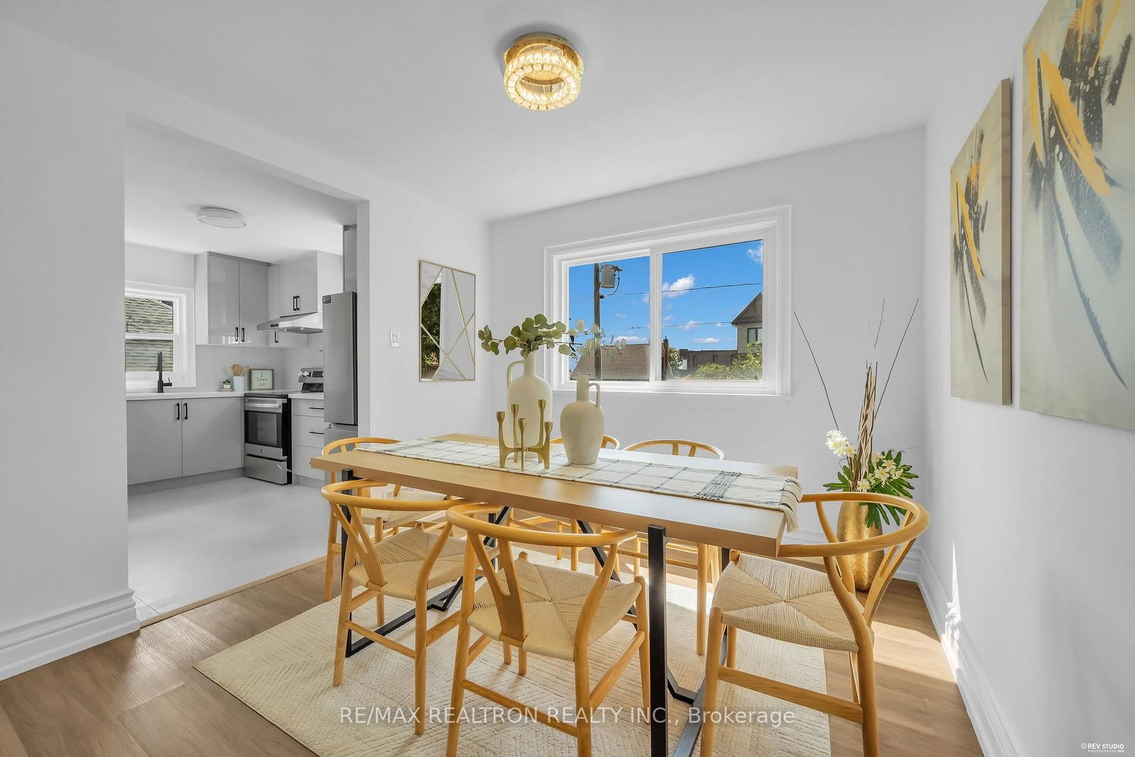 11 Harrow Drive • Toronto, ON photo 9