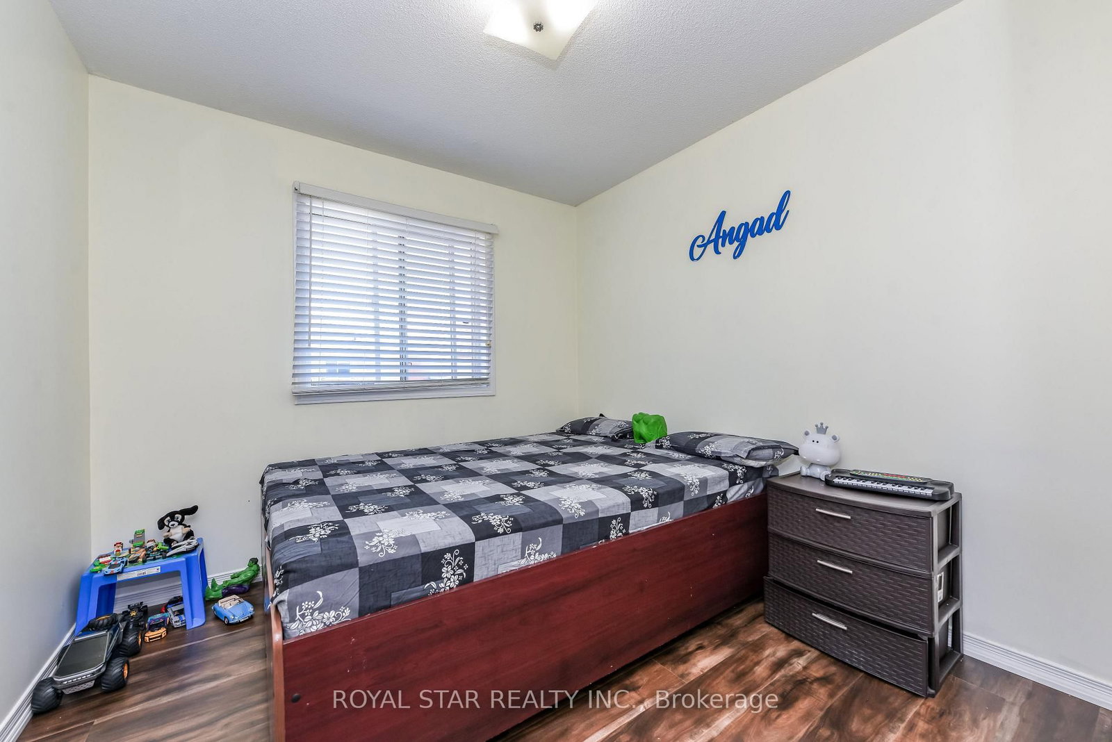 33 Coppermill Drive • Brampton, ON photo 23