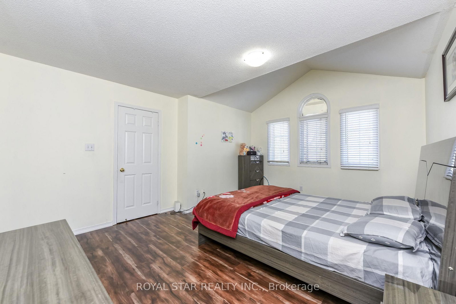33 Coppermill Drive • Brampton, ON photo 28