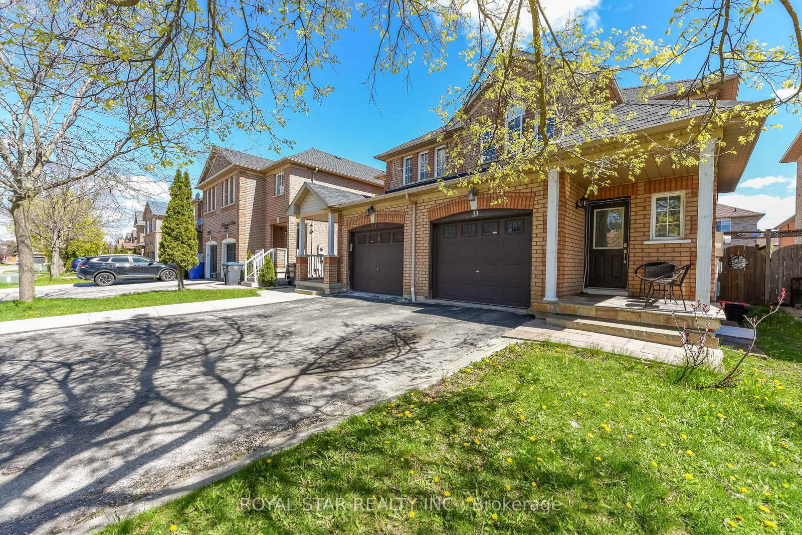 33 Coppermill Drive • Brampton, ON photo 4
