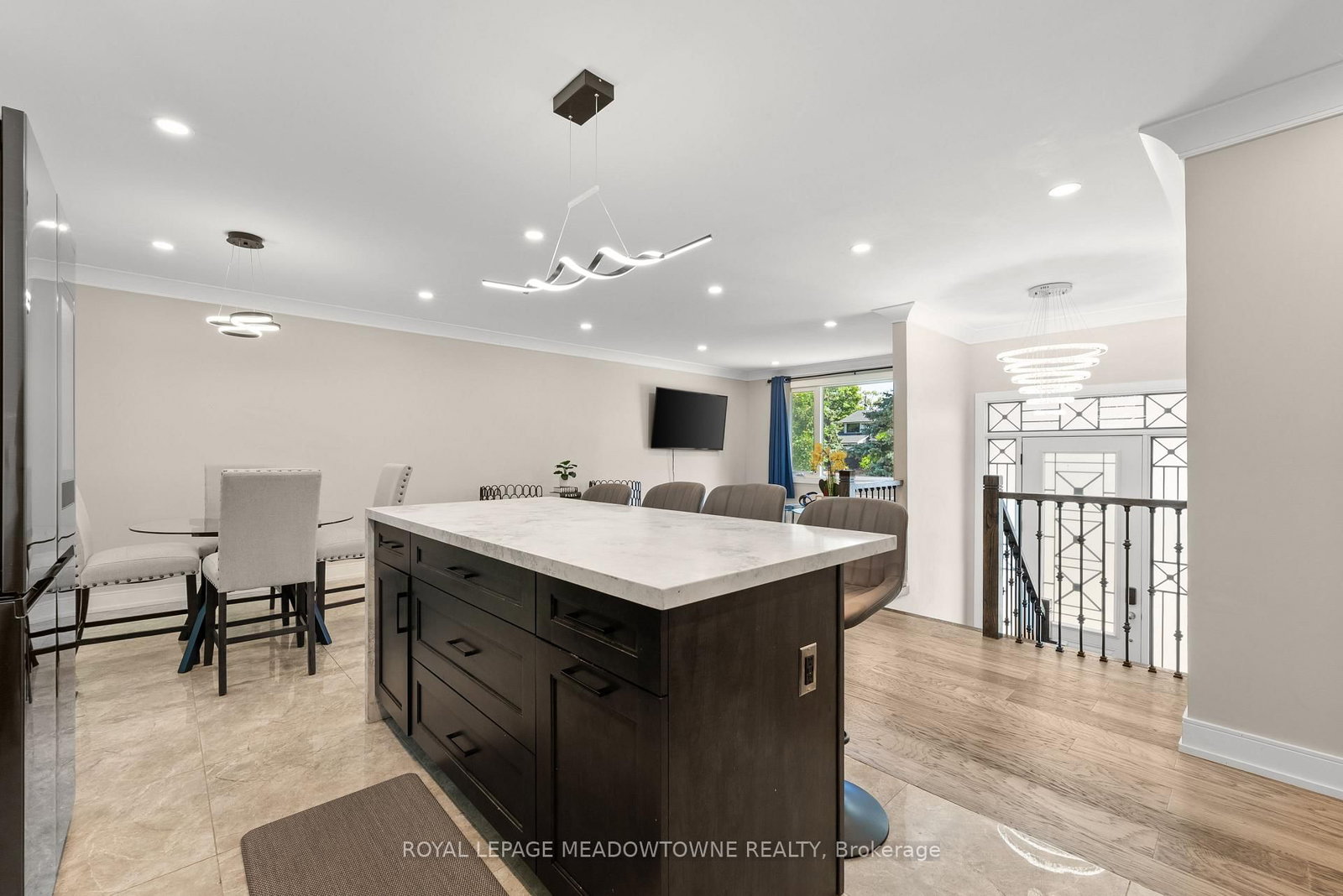 1268 Forest Hill • Oakville, ON photo 13