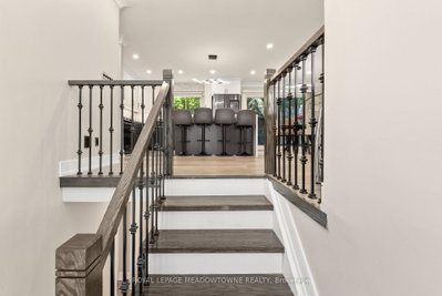1268 Forest Hill • Oakville, ON photo 2