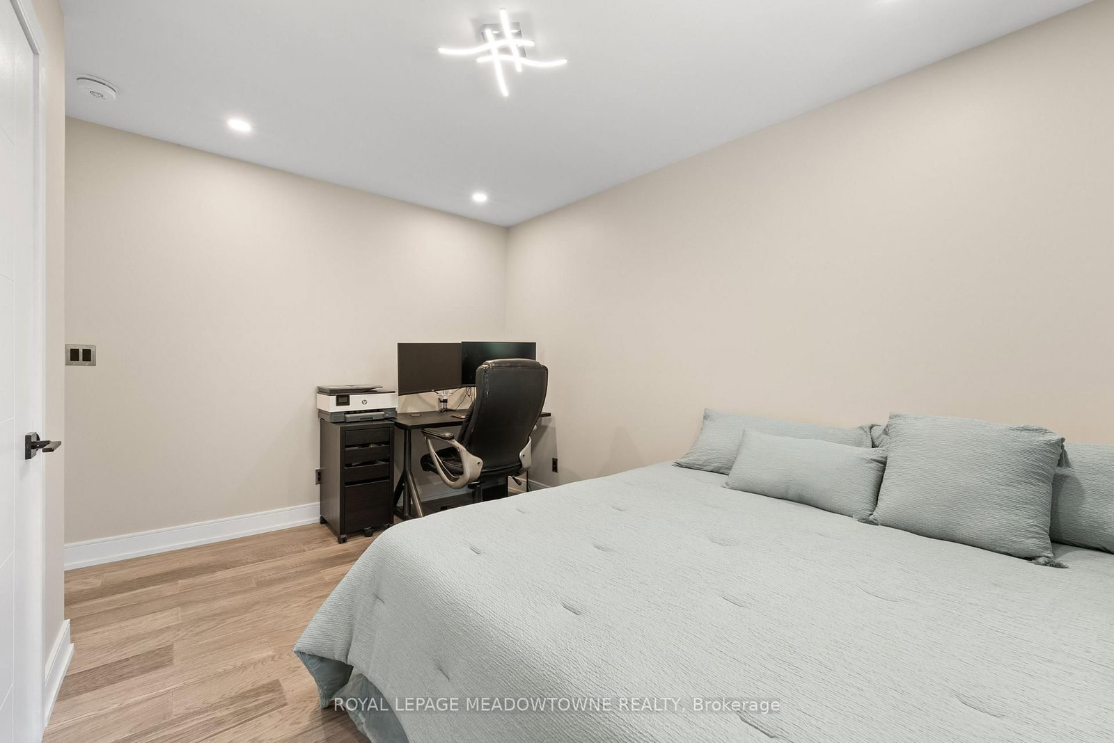 1268 Forest Hill • Oakville, ON photo 22