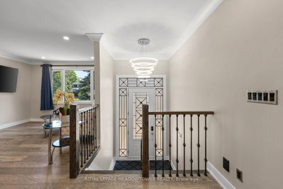 1268 Forest Hill • Oakville, ON photo 3
