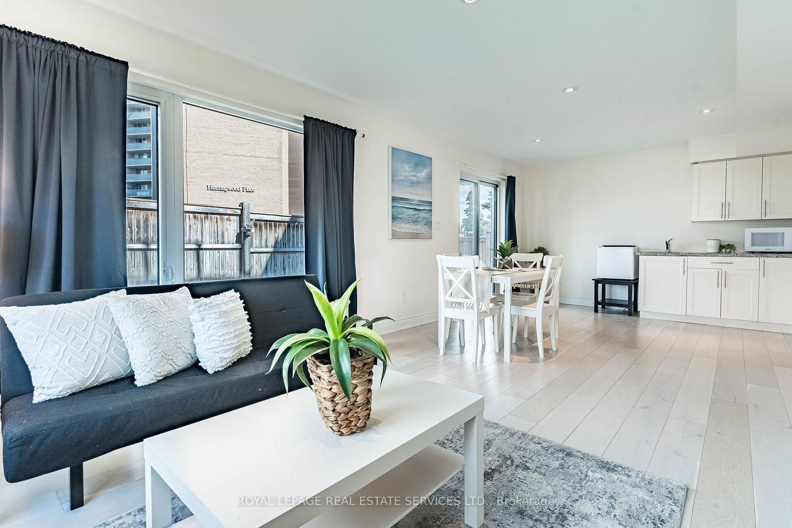 82 Pony Farm Drive • Toronto, ON photo 32