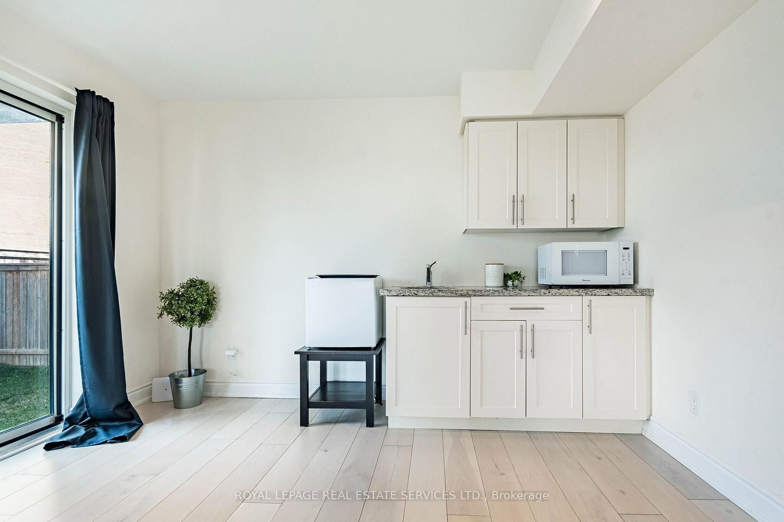 82 Pony Farm Drive • Toronto, ON photo 33